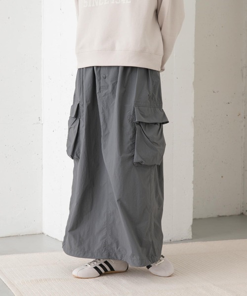 Snow Peak（スノーピーク）の「『別注』Snow Peak Apparel×DOORS　Nylon Tussah Skirt（スカート・レディース・オリーブ/ブラック/グレー・ONE）」の15枚目の写真
