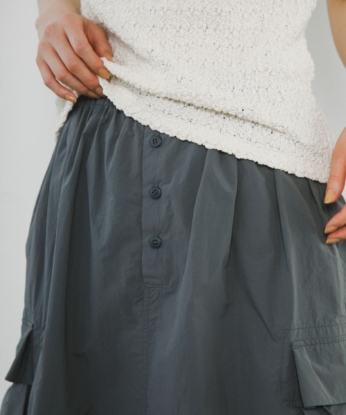 Snow Peak（スノーピーク）の「『別注』Snow Peak Apparel×DOORS　Nylon Tussah Skirt（スカート・レディース・オリーブ/ブラック/グレー・ONE）」の21枚目の写真