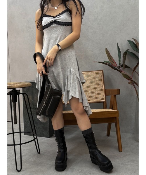 EVRIS（エヴリス）の「レースドッキングアシンメトリーミニワンピース（ワンピース・レディース・グレー/カーキ/ブラック・FREE）」の20枚目の写真