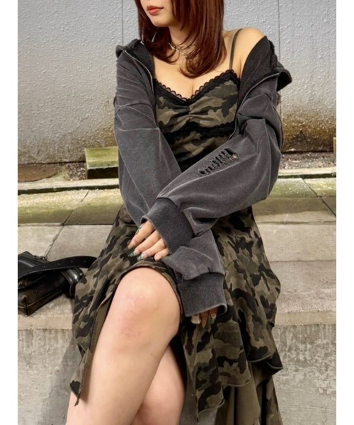 EVRIS（エヴリス）の「レースドッキングアシンメトリーミニワンピース（ワンピース・レディース・グレー/カーキ/ブラック・FREE）」の7枚目の写真