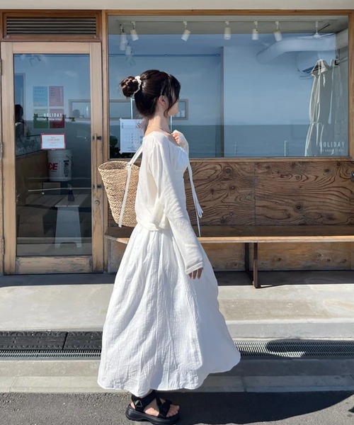merrylatte（メリーラテ）の「バックオープンフレアキャミワンピ（ワンピース・レディース・ホワイト・FREE）」の3枚目の写真