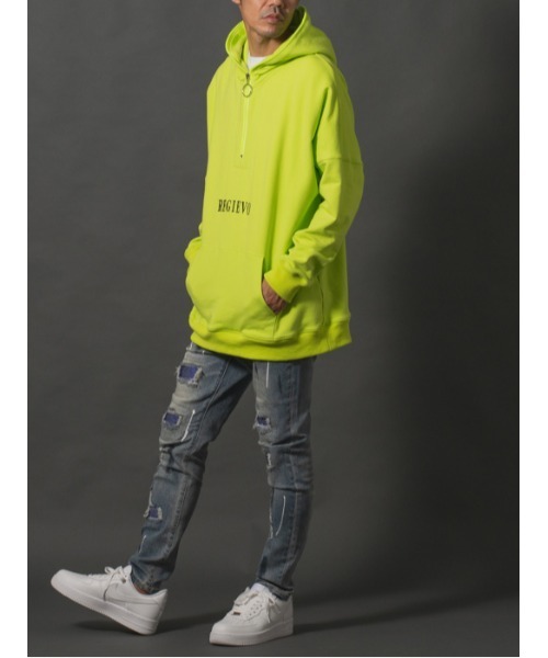 REGIEVO（レジエボ）の「【REGIEVO】ネオンカラー / ハーフジップ プルパーカー（パーカー・メンズ・ピンク/オレンジ/ライム・MEDIUM/LARGE）」の11枚目の写真