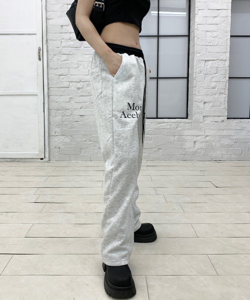 lilful(リルフル)の「配色 フロントロゴスウェットイージーパンツ(スウェットパンツ・レディース・グレー/ブラック/ホワイト・M/L)」の16枚目の写真