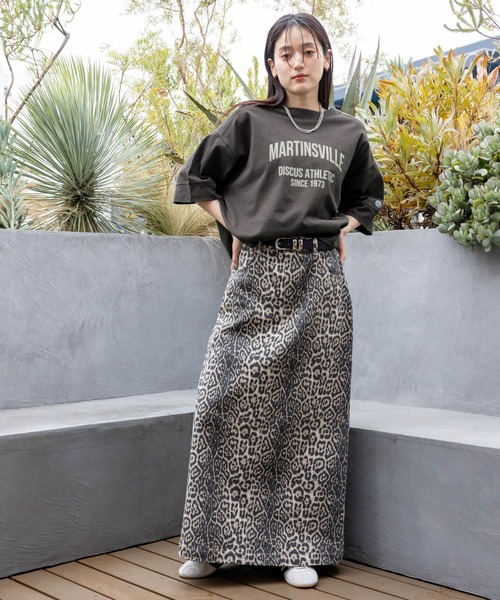 DISCUS ATHLETIC(ディスカス アスレチック)の「【DISCUS/ディスカス】カレッジBIGTシャツ(Tシャツ/カットソー・レディース・ブルー/レッド/グリーン/ホワイト/グレー/ブラック・FREE)」の15枚目の写真