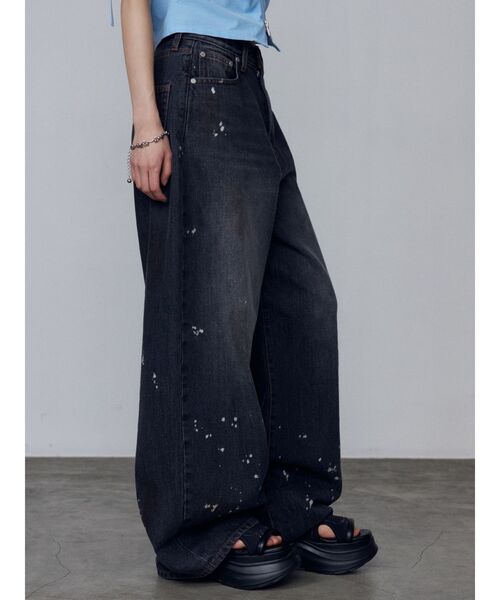 EMODA(エモダ)の「ペインティングライクルーズジーンズ(デニムパンツ・レディース・ブラック/ライトブルー・SMALL/MEDIUM)」の11枚目の写真