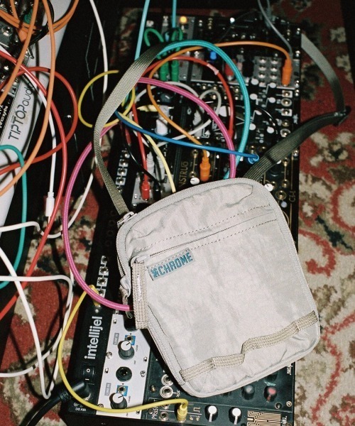 CHROME（クローム）の「CHROME/クローム ショルダーバッグ PAC POUCH パック ポーチ 2L JP244BKCK/JP244ICSH/JP244SG（ショルダーバッグ・メンズ・ブラック/ライトグレー/グレイッシュブルー・FREE）」の20枚目の写真