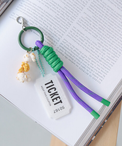 ear papillonner チャーム　❤️大人気完売商品❤️早いもの勝ち！ ear PAPILLONNER ボストンバッグ 「バッグ型チャーム付き