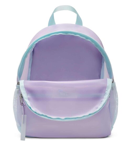 NIKE（ナイキ）の「ナイキ ブラジリア JDI ジュニア ミニ バックパック (11L) / Nike Brasilia JDI Big Kids' Mini Backpack (11L) HF8167-515 Hydrangeas（バックパック/リュック・キッズ・パープル系その他・ONE SIZE）」の7枚目の写真