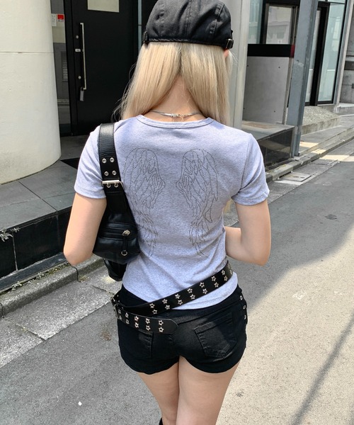 lilful（リルフル）の「羽モチーフ ラインストーン バックデザイン コンパクトTシャツ（Tシャツ/カットソー・レディース・ホワイト/グレー/ブラック・S/M）」の20枚目の写真