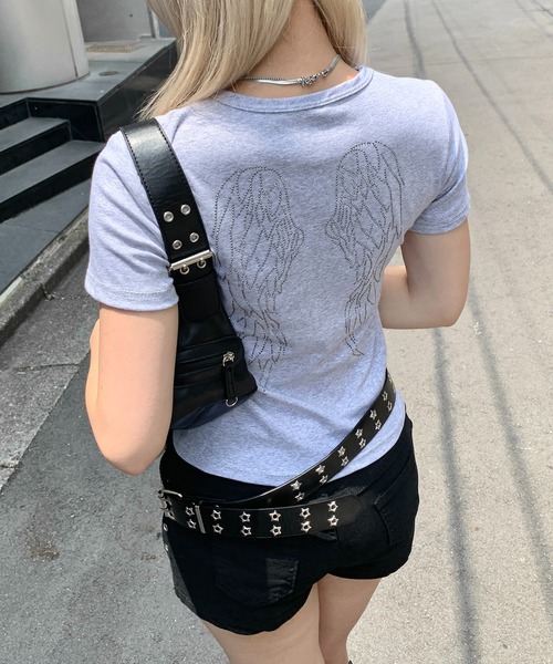 lilful（リルフル）の「羽モチーフ ラインストーン バックデザイン コンパクトTシャツ（Tシャツ/カットソー・レディース・ホワイト/グレー/ブラック・S/M）」の13枚目の写真