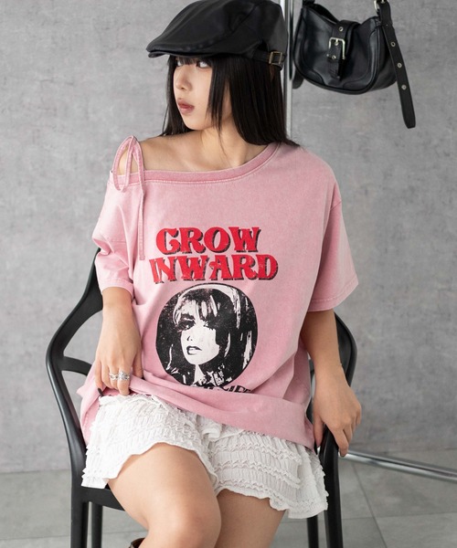 WEGO(ウィゴー)の「WEGO/2WAYグラフィックワンショルBIGT(Tシャツ/カットソー・レディース・その他4/ホワイト/その他1/その他2/その他3/その他5/ネイビー/その他8/その他7/その他6/その他10/その他9/その他12/ブラウン/その他11・FREE)」の10枚目の写真