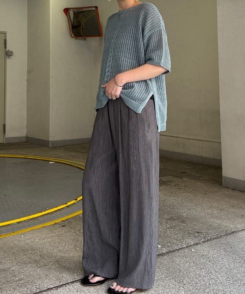 LBC（エルビーシー）の「美脚可能★エアプリーツワイドイージーパンツ（その他パンツ・レディース・ブラック/ベージュ/ダークオリーブ/チャコールグレー/その他26・M/L）」の14枚目の写真