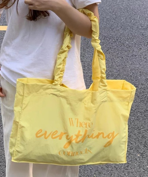 ANOTHER S（アナザーエス）の「クシュクシュギャザー持ち手ドロストショルダーバッグ大容量（ショルダーバッグ・レディース・ブラック/レッド/ピンク/イエロー/ブルー・FREE）」の7枚目の写真