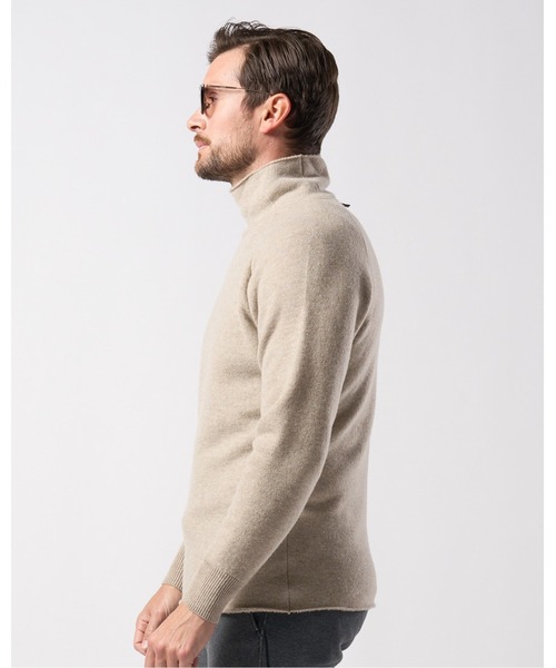 wjk（ダヴルジェイケイ）の「back pile mock-neck（ニット/セーター・メンズ・ブラック/ライトベージュ/オフホワイト/ダークカーキ・SMALL/MEDIUM/LARGE/X-LARGE）」の6枚目の写真