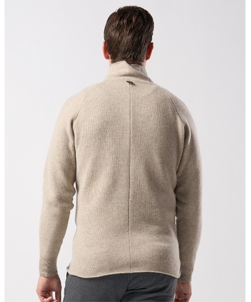 wjk（ダヴルジェイケイ）の「back pile mock-neck（ニット/セーター・メンズ・ブラック/ライトベージュ/オフホワイト/ダークカーキ・SMALL/MEDIUM/LARGE/X-LARGE）」の7枚目の写真