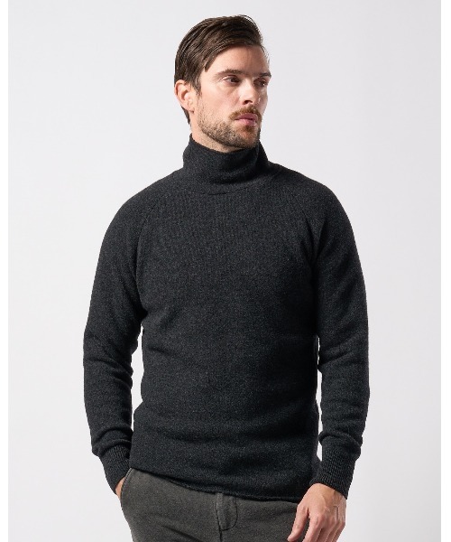 wjk（ダヴルジェイケイ）の「back pile mock-neck（ニット/セーター・メンズ・ブラック/ライトベージュ/オフホワイト/ダークカーキ・SMALL/MEDIUM/LARGE/X-LARGE）」の14枚目の写真