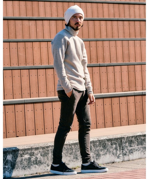 wjk（ダヴルジェイケイ）の「back pile mock-neck（ニット/セーター・メンズ・ブラック/ライトベージュ/オフホワイト/ダークカーキ・SMALL/MEDIUM/LARGE/X-LARGE）」の17枚目の写真