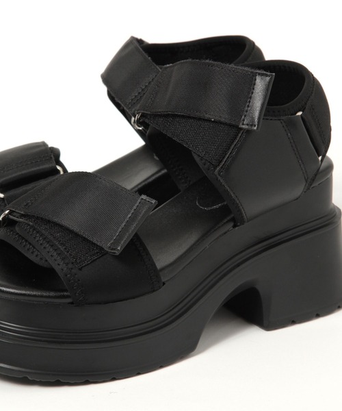 3.3 Field Trip （3.3フィールドトリップ）の「3.3 Field Trip／サテンテープベルトサンダル（サンダル・レディース・ホワイト/ブラック・LARGE/MEDIUM/SMALL）」の8枚目の写真