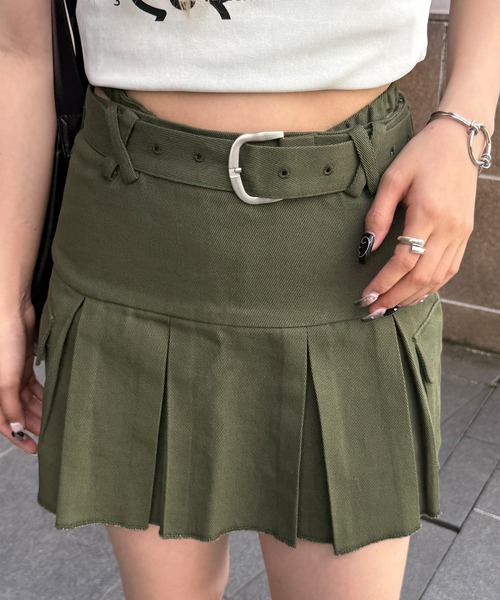 napinna maison（ナピナメゾン）の「【napinna maison×HIINA】カーゴミニプリーツスカート（スカート・レディース・カーキ/ブラック・L/M）」の11枚目の写真