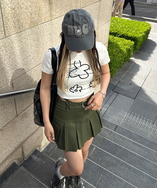 napinna maison（ナピナメゾン）の「【napinna maison×HIINA】カーゴミニプリーツスカート（スカート・レディース・カーキ/ブラック・L/M）」の19枚目の写真