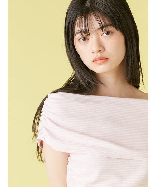 LILY BROWN(リリーブラウン)の「オフショルカットソー(Tシャツ/カットソー・レディース・ブラック/ピンク/オフホワイト・FREE)」の8枚目の写真