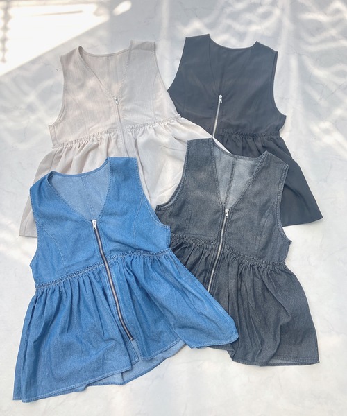 AS KNOW AS plus(アズノゥアズプラス)の「●ぺプラムジップVネックベスト(ベスト・レディース・ブルー系/ベージュ/ブラック系/ブラック/グレー系その他・FREE)」の12枚目の写真