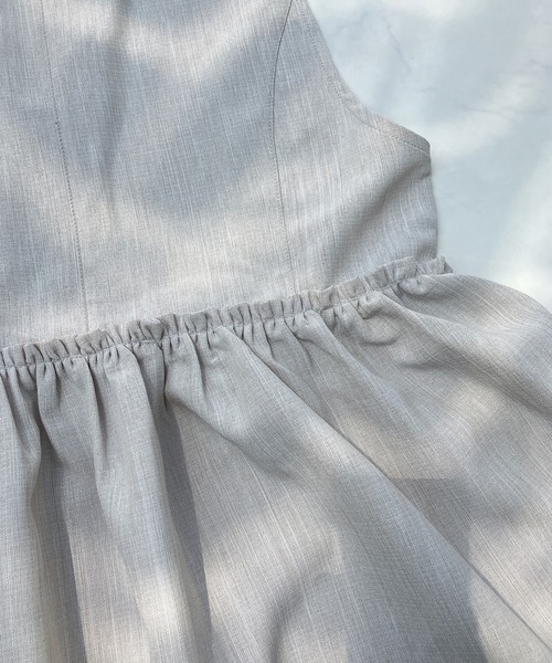 AS KNOW AS plus(アズノゥアズプラス)の「●ぺプラムジップVネックベスト(ベスト・レディース・ブルー系/ベージュ/ブラック系/ブラック/グレー系その他・FREE)」の7枚目の写真