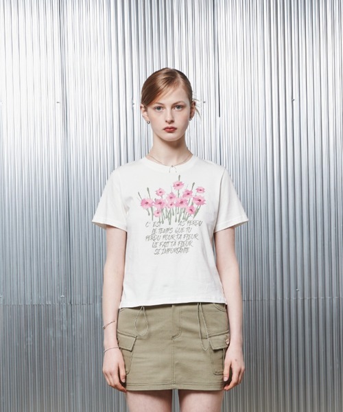 LARTIGENT★韓国★人気★L2 GRASS FLOWER T-SHIRT 2色 半袖T L2 GRASS FLOWER T-SHIRT（Tシャツ/カットソー）｜LARTIGENT