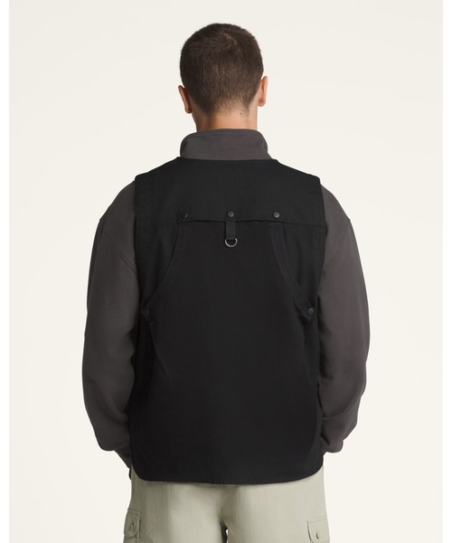 VANS（バンズ）の「VANS PREMIUM SPADE ユーティリティーベスト VN000KVEBLK BLACK（ベスト・メンズ・ブラック・X-LARGE/LARGE/MEDIUM/SMALL）」の2枚目の写真