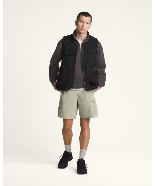 VANS（バンズ）の「VANS PREMIUM SPADE ユーティリティーベスト VN000KVEBLK BLACK（ベスト・メンズ・ブラック・X-LARGE/LARGE/MEDIUM/SMALL）」の4枚目の写真