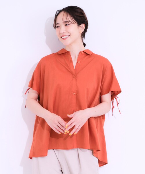 SHOO・LA・RUE（シューラルー）の「【S-LL/ひんやり】後ろ姿も抜かりなく インせず着られる バックギャザーシャツ（シャツ/ブラウス・レディース・ブルー系その他4/ブラック系1/ネイビー/ライトブルー/ダークオレンジ/アイボリー・04/03/02/01）」の14枚目の写真