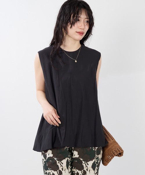 normment（ノーメント）の「【normment】バルーンノースリーブブラウス-BALLOON N/S BLOUSE（シャツ/ブラウス・レディース・オリーブ/ブラック・FREE）」の2枚目の写真