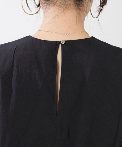 normment（ノーメント）の「【normment】バルーンノースリーブブラウス-BALLOON N/S BLOUSE（シャツ/ブラウス・レディース・オリーブ/ブラック・FREE）」の11枚目の写真