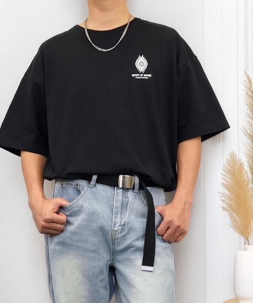 L'atelier(ラトリエ)の「グラフィック デザイン Tシャツ 半袖(Tシャツ/カットソー・メンズ・ブラック系1/ブラック系3/ホワイト系4/ホワイト系6/ブラック系2/ホワイト系3/ブラック系4/ホワイト系5/ホワイト系1/ホワイト系2/ブラック系5/ブラック系6・M/L/LL)」の20枚目の写真