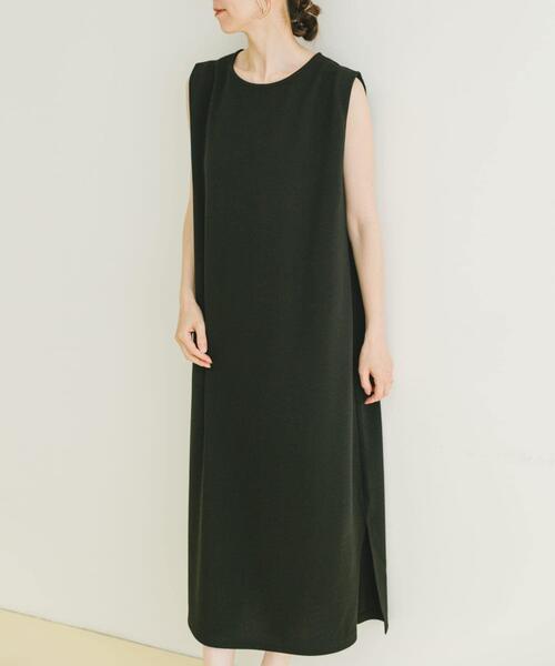 ITEMS URBANRESEARCH（アイテムズ アーバンリサーチ）の「ショルダータックノースリワンピース（ワンピース・レディース・モカ/オフホワイト/ブラック・FREE）」の20枚目の写真