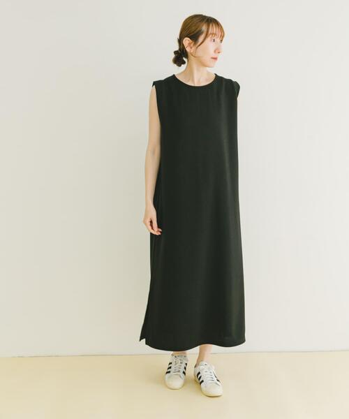 ITEMS URBANRESEARCH（アイテムズ アーバンリサーチ）の「ショルダータックノースリワンピース（ワンピース・レディース・モカ/オフホワイト/ブラック・FREE）」の21枚目の写真