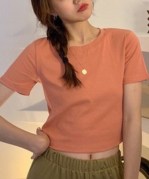 クロップド丈Tシャツ