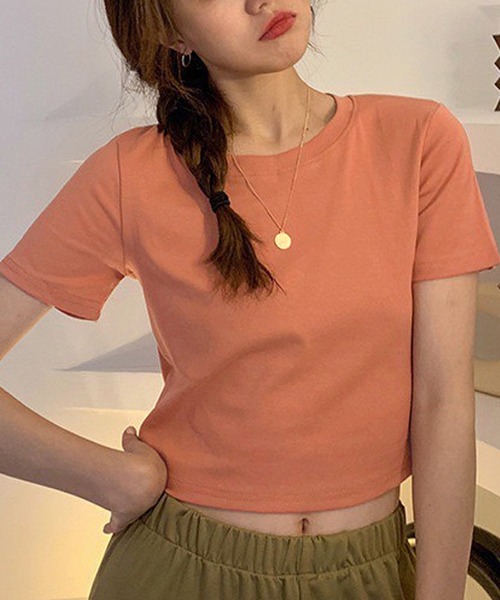 NANEA(ナネア)の「クロップド丈Tシャツ(Tシャツ/カットソー・レディース・オレンジ/パープル/ネイビー/グリーン/ホワイト/アイボリー/ブラック/グレー・フリー)」の8枚目の写真