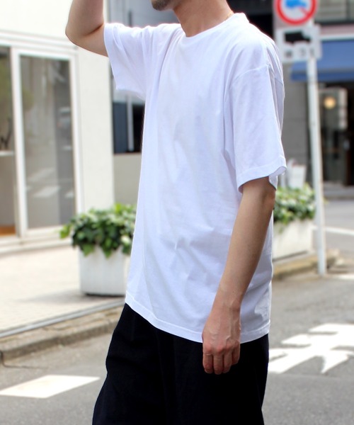 United Athle(ユナイテッドアスレ)の「【UNITED ATHLE】ユナイテッドアスレ 4.7オンス レギュラー フィット Tシャツ(Tシャツ/カットソー・メンズ・ホワイト/ブラック/グレー/インディゴブルー/サンドベージュ/スミクロ/グレイッシュブルー/スモーキーグリーン系・M/L/XL)」の2枚目の写真