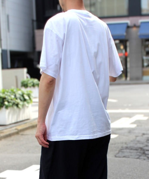 United Athle(ユナイテッドアスレ)の「【UNITED ATHLE】ユナイテッドアスレ 4.7オンス レギュラー フィット Tシャツ(Tシャツ/カットソー・メンズ・ホワイト/ブラック/グレー/インディゴブルー/サンドベージュ/スミクロ/グレイッシュブルー/スモーキーグリーン系・M/L/XL)」の11枚目の写真