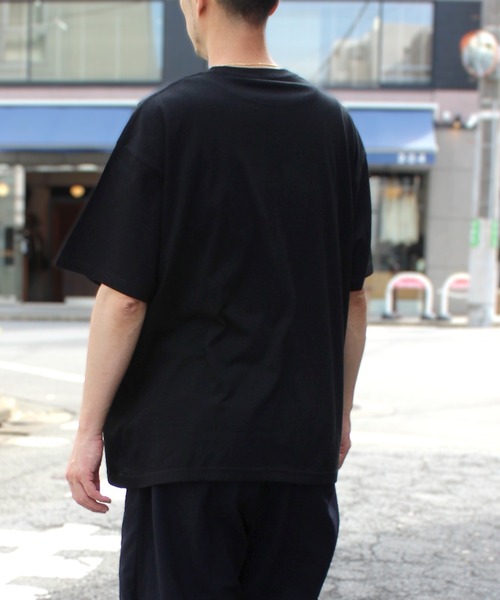 United Athle(ユナイテッドアスレ)の「【UNITED ATHLE】ユナイテッドアスレ 4.7オンス レギュラー フィット Tシャツ(Tシャツ/カットソー・メンズ・ホワイト/ブラック/グレー/インディゴブルー/サンドベージュ/スミクロ/グレイッシュブルー/スモーキーグリーン系・M/L/XL)」の15枚目の写真