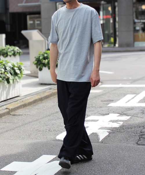 United Athle(ユナイテッドアスレ)の「【UNITED ATHLE】ユナイテッドアスレ 4.7オンス レギュラー フィット Tシャツ(Tシャツ/カットソー・メンズ・ホワイト/ブラック/グレー/インディゴブルー/サンドベージュ/スミクロ/グレイッシュブルー/スモーキーグリーン系・M/L/XL)」の22枚目の写真