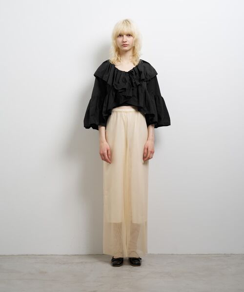 LANVIN en Bleu(ランバンオンブルー)の「撥水速乾ナイロンラッフルブラウス(シャツ/ブラウス・レディース・チャコールグレー/オフホワイト/ブラック・38)」の22枚目の写真
