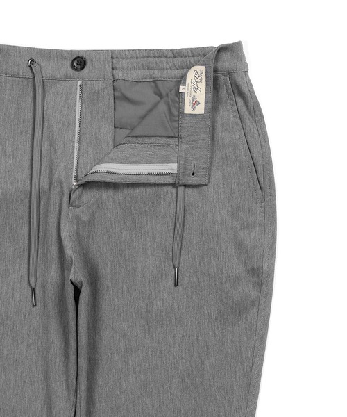 The DUFFER of ST.GEORGE(ザダファーオブセントジョージ)の「『WONDER SHAPE』PIQUE CROPPED:360°全方向高伸縮『ワンダーシェイプ』ピケ クロップドパンツ(チノパンツ・メンズ・チャコールグレー/ネイビー/カーキ/ライトグレー・MEDIUM/SMALL/X-LARGE/LARGE)」の20枚目の写真