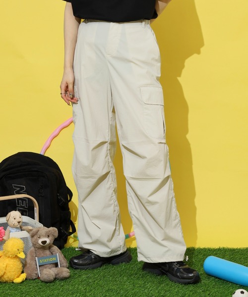NERDY(ノルディ)の「ベーシックカーゴウーブンパンツ(その他パンツ・レディース・グレー/ブラック/ベージュ/ピンク・SS/L/M/S)」の3枚目の写真