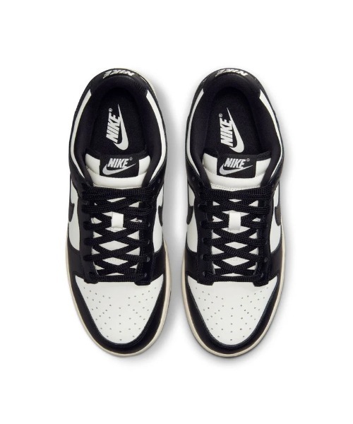 NIKE(ナイキ)の「NIKE Wmns Dunk Low SE(ナイキ ウィメンズ ダンク LOW SE)(スニーカー・レディース・ホワイト系/レッド系・24.5cm/25cm/23cm/23.5cm/24cm)」の7枚目の写真