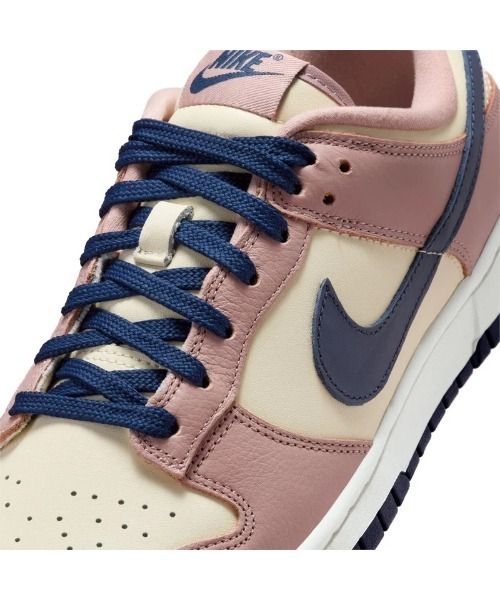 w nike dunk low se