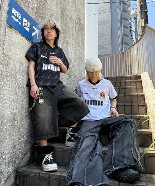 ATMARK(アットマーク)の「《2サイズ展開 / UNISEX 》AMKロゴ ゲームシャツ(Tシャツ/カットソー・メンズ・ホワイト/ネイビー/ブラック/ピンク・LARGE/MEDIUM)」の9枚目の写真