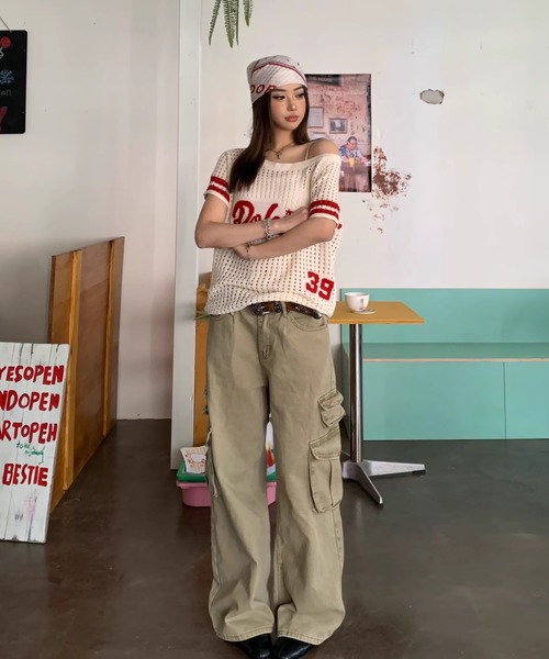 Sibra(シブラ)の「配色パイピングショートシャツ(ニット/セーター・レディース・アイボリー/ブラック・M)」の5枚目の写真