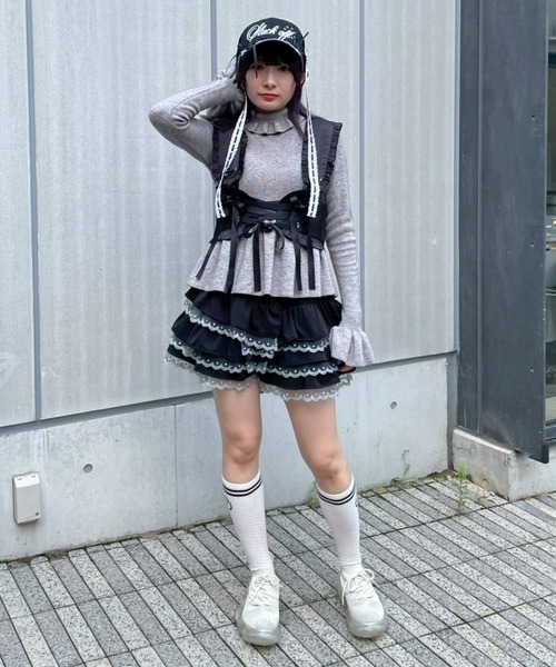 Candy Stripper（キャンディストリッパー）の「PEPLUM TURTLE ニット（ニット/セーター・レディース・ヘザーグレー/アイボリー/ブラック・FREE）」の15枚目の写真